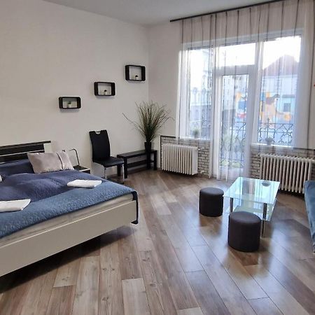 Extra Sok Szobas Apartman Budapest Kozpontjaban Apartment ภายนอก รูปภาพ